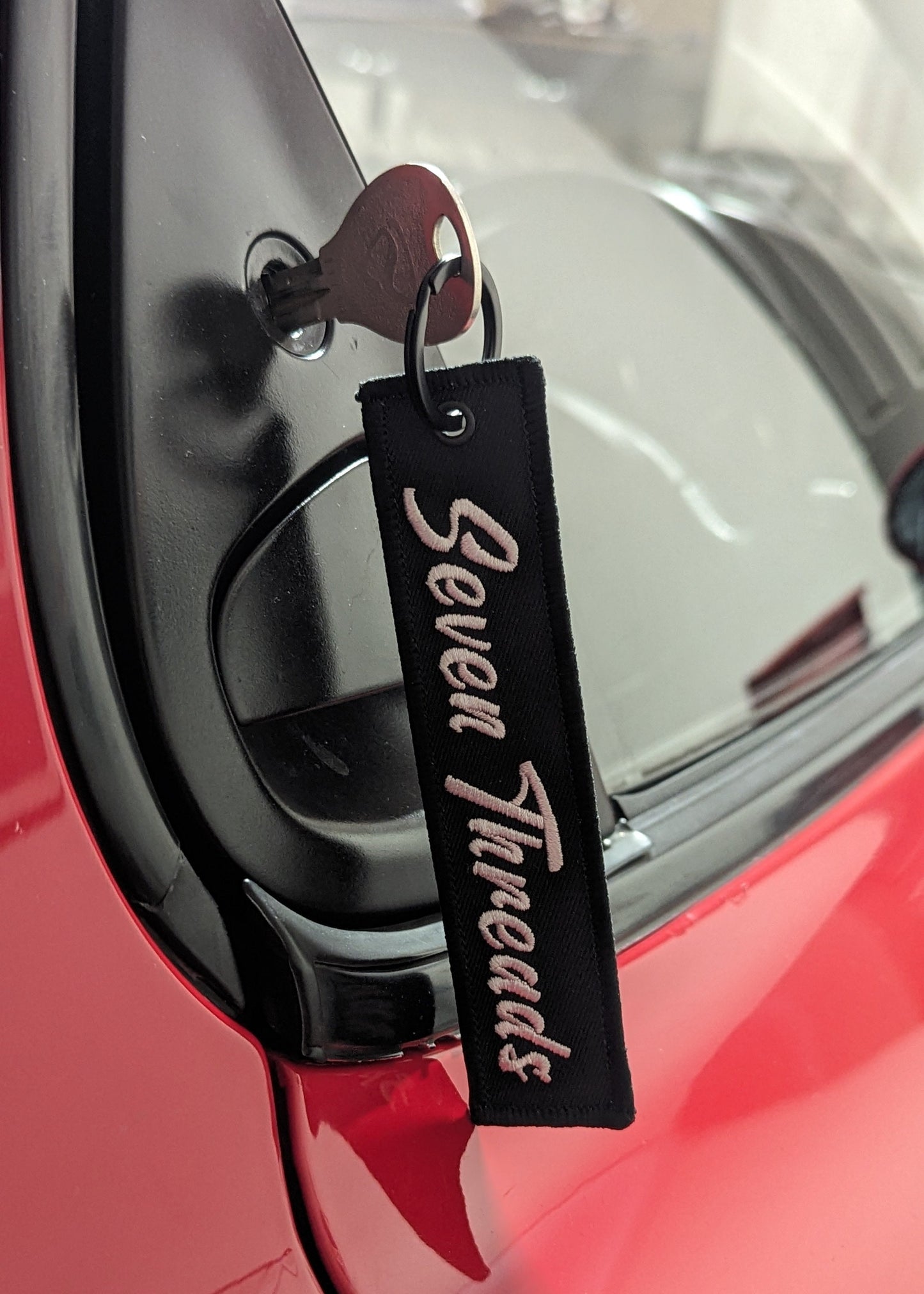 Seven Threads Jet Tag - Black